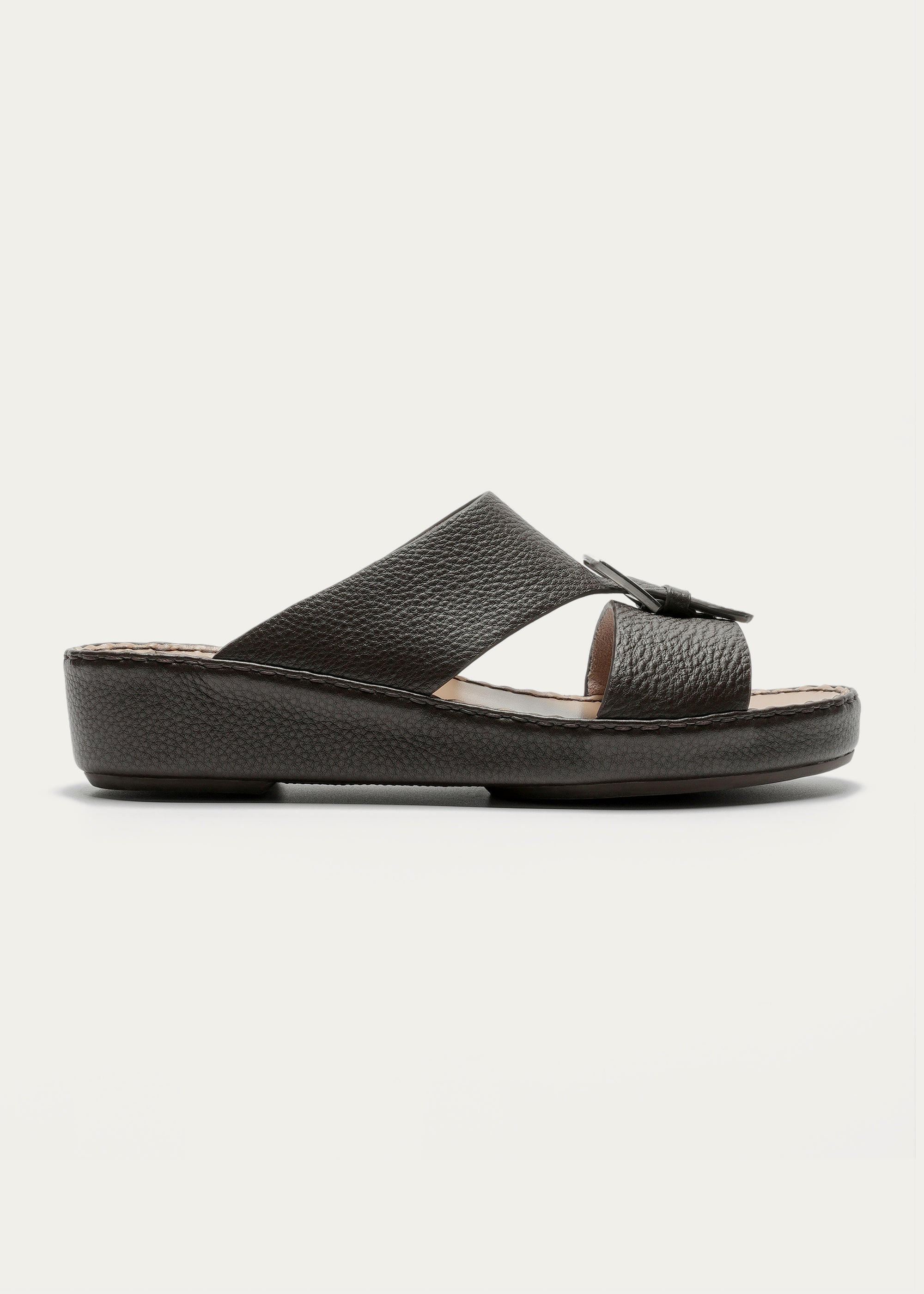 BELT BUCKLE GRAIN LEATHER SANDALS-SUPER SOFT SERIES-BLACK CHOCOLATE