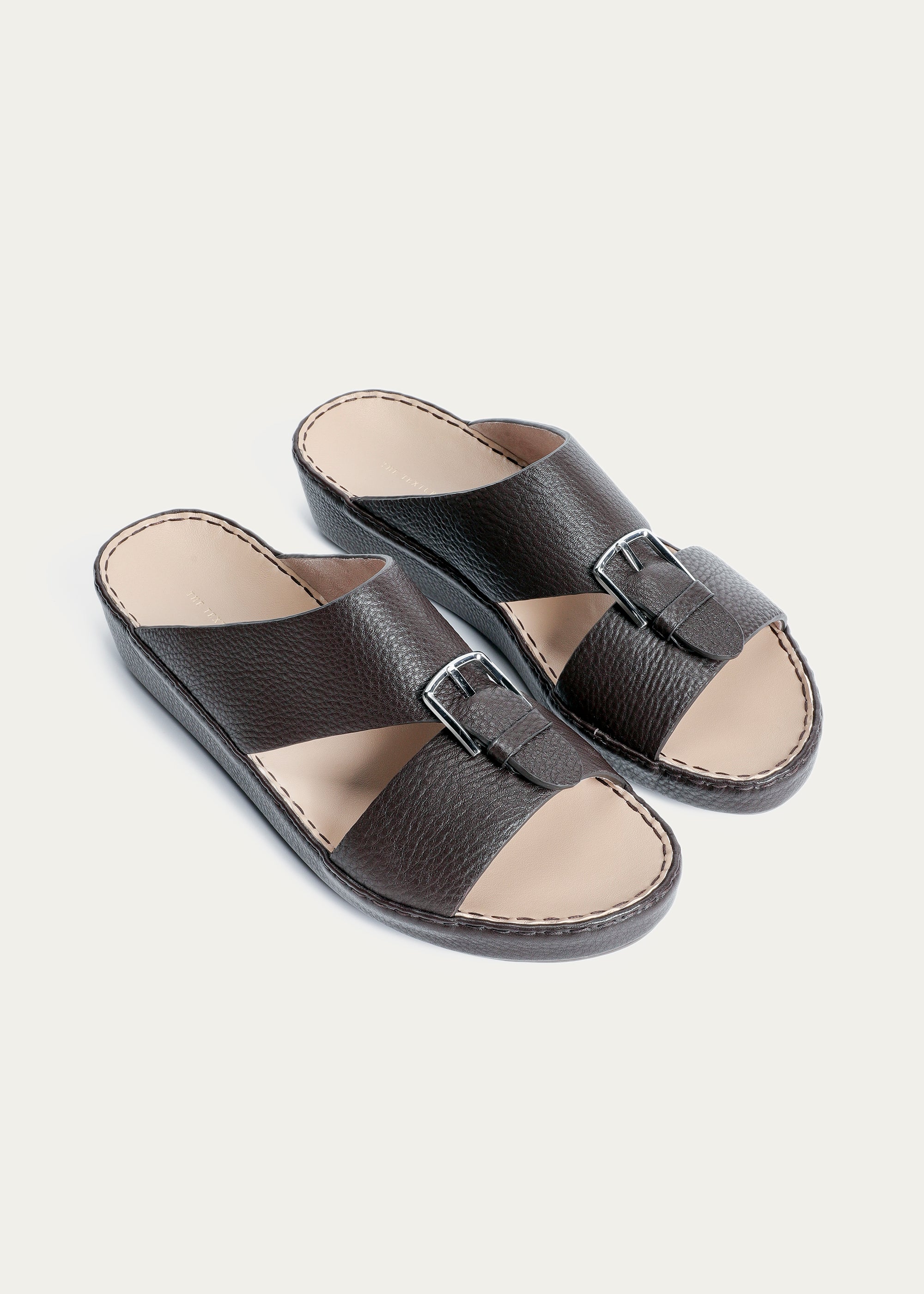 BELT BUCKLE GRAIN LEATHER SANDALS-SUPER SOFT SERIES-BLACK CHOCOLATE
